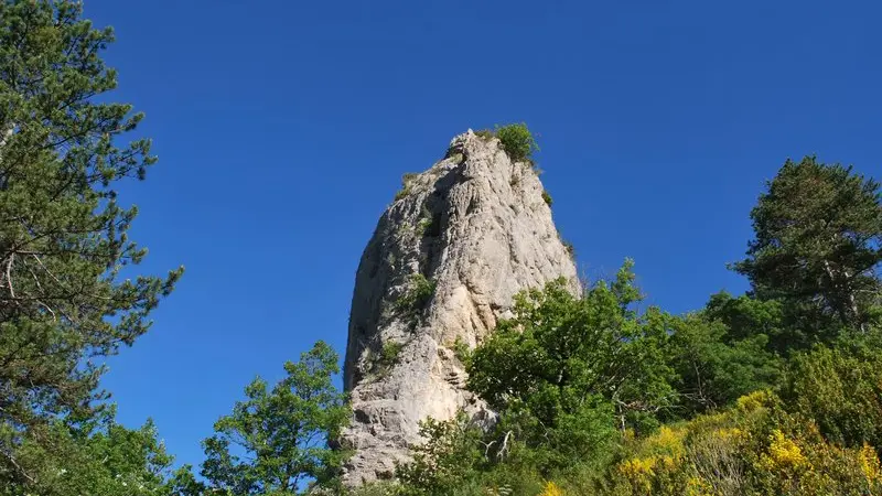 Le Rocher Pointu depuis le sentier