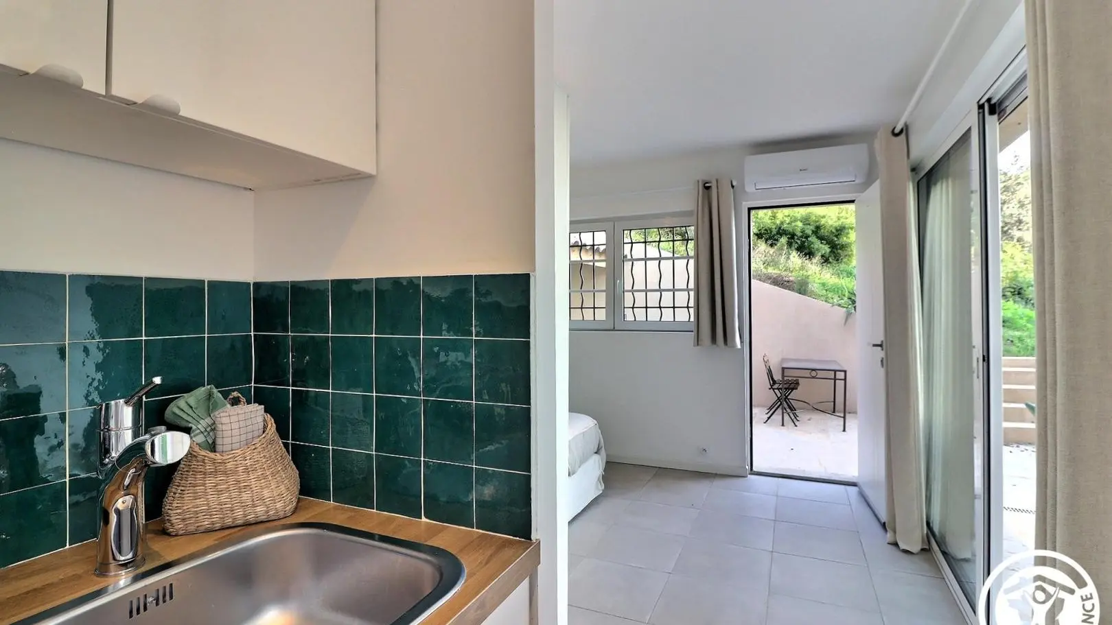 Villahélène-Maisond'hôtes-Chambre-Cuisine-Aixenprovence