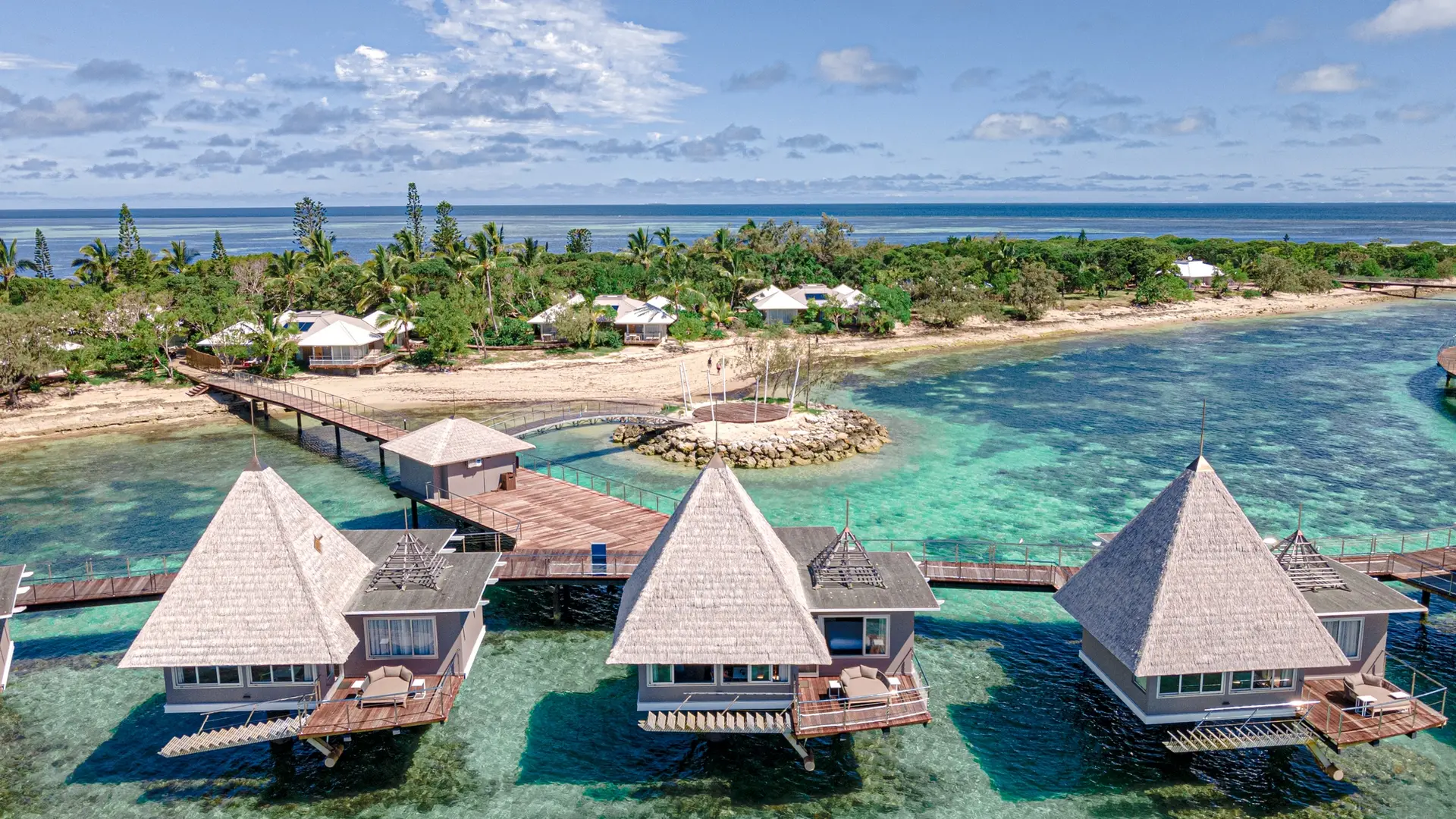 DoubleTree by Hilton Noumea Ilot Maitre Resort