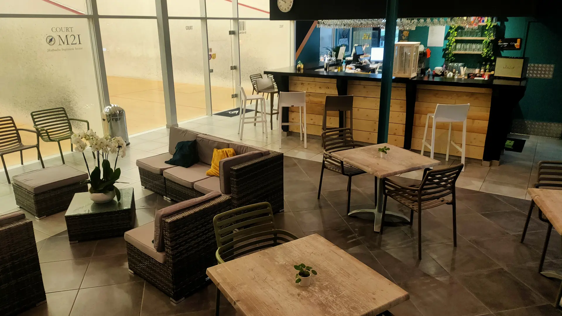 Location de courts et cours particuliers de squash