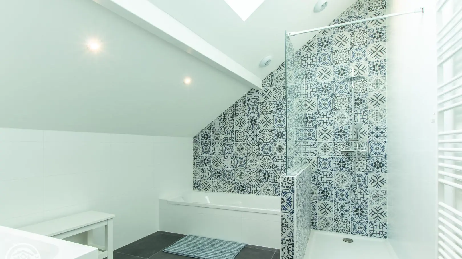 Salle de bains indépendante