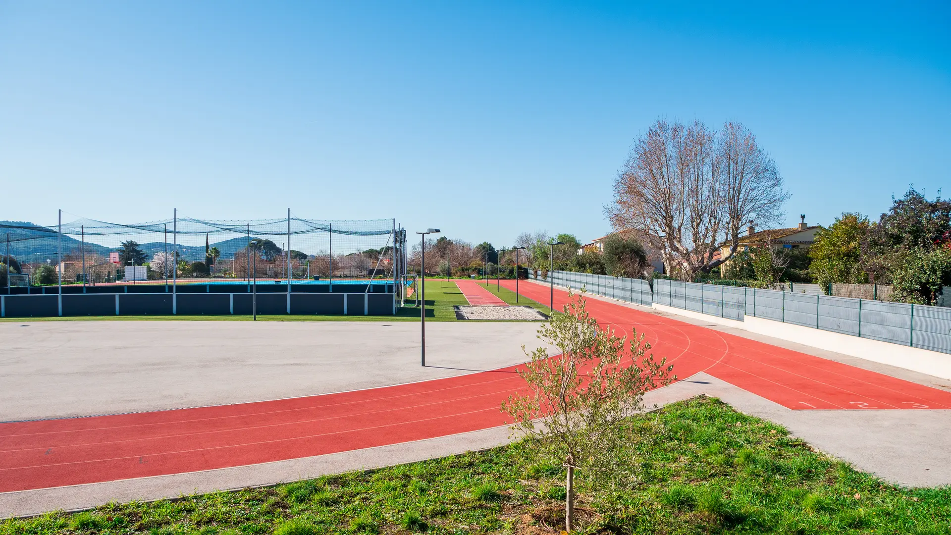 Stade de la Miolane_Saint-Cyr-sur-Mer