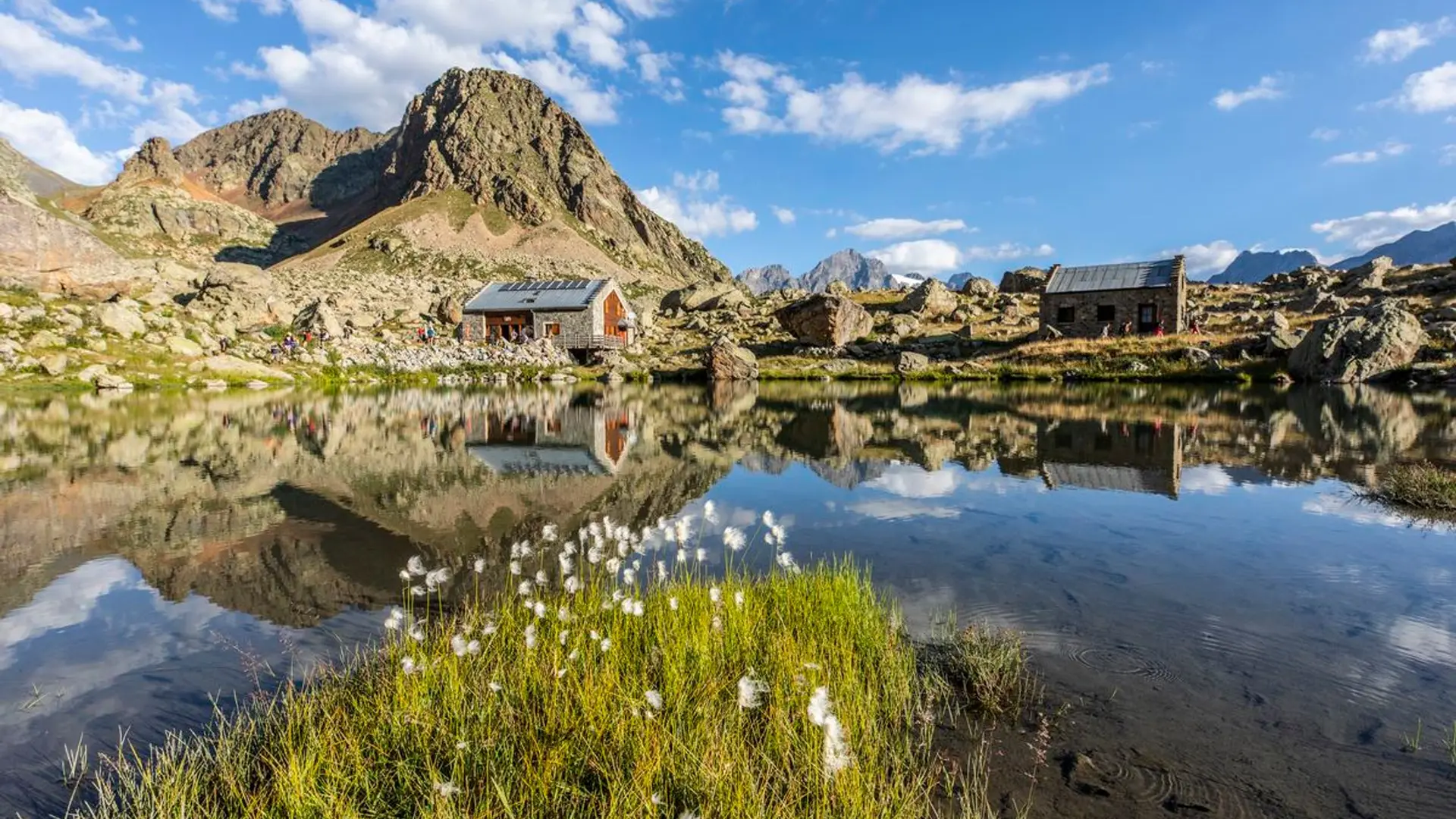 Lac et refuge de Vallonpierre