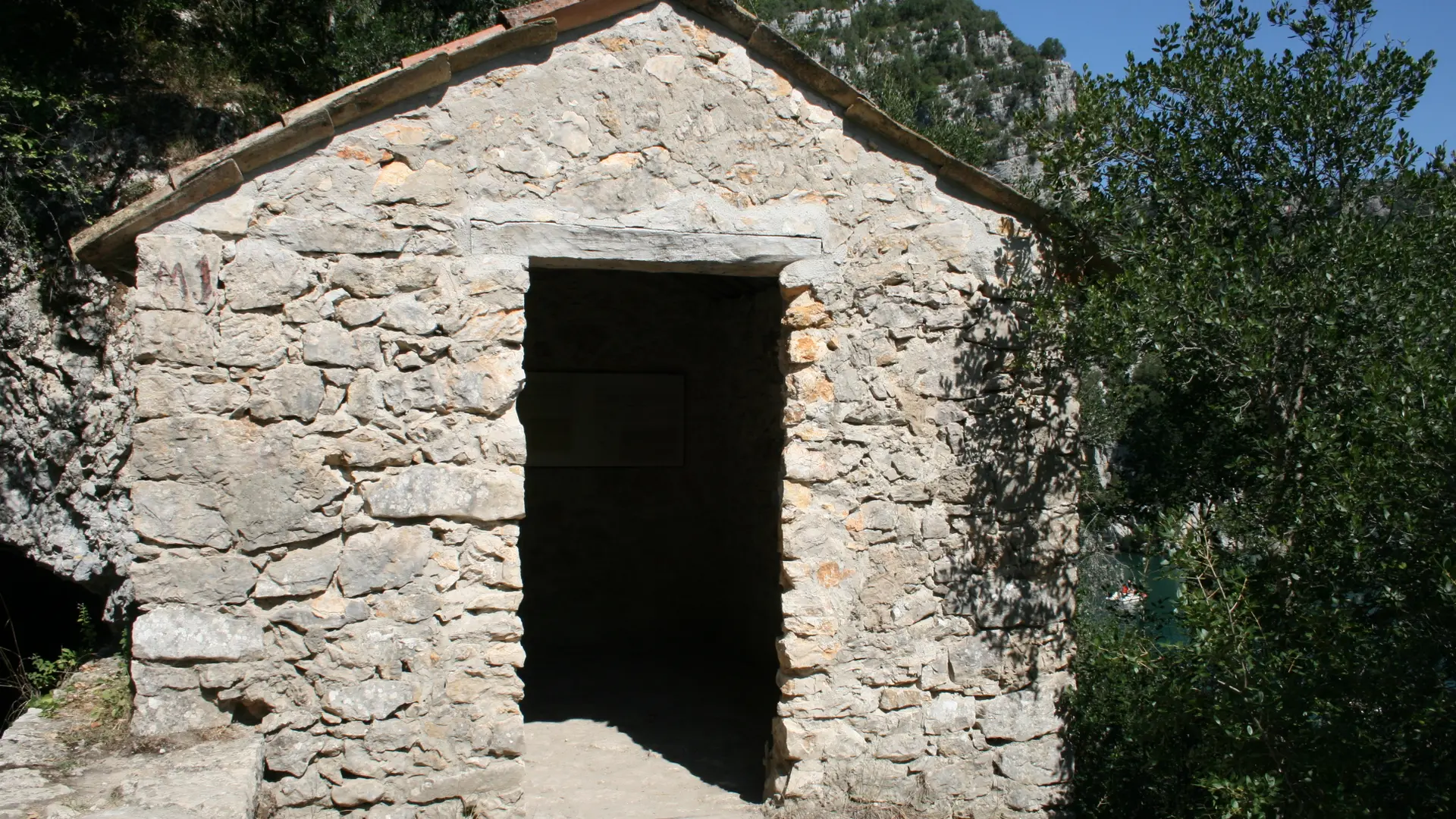 Cabane du Garde Canal