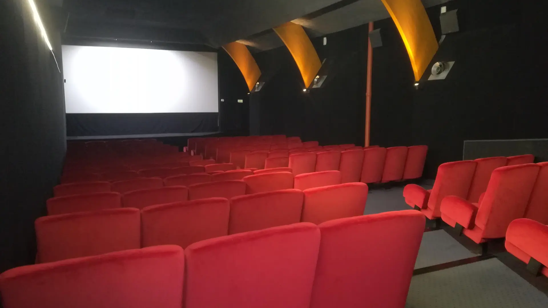 photo de la salle du cinéma Allevard