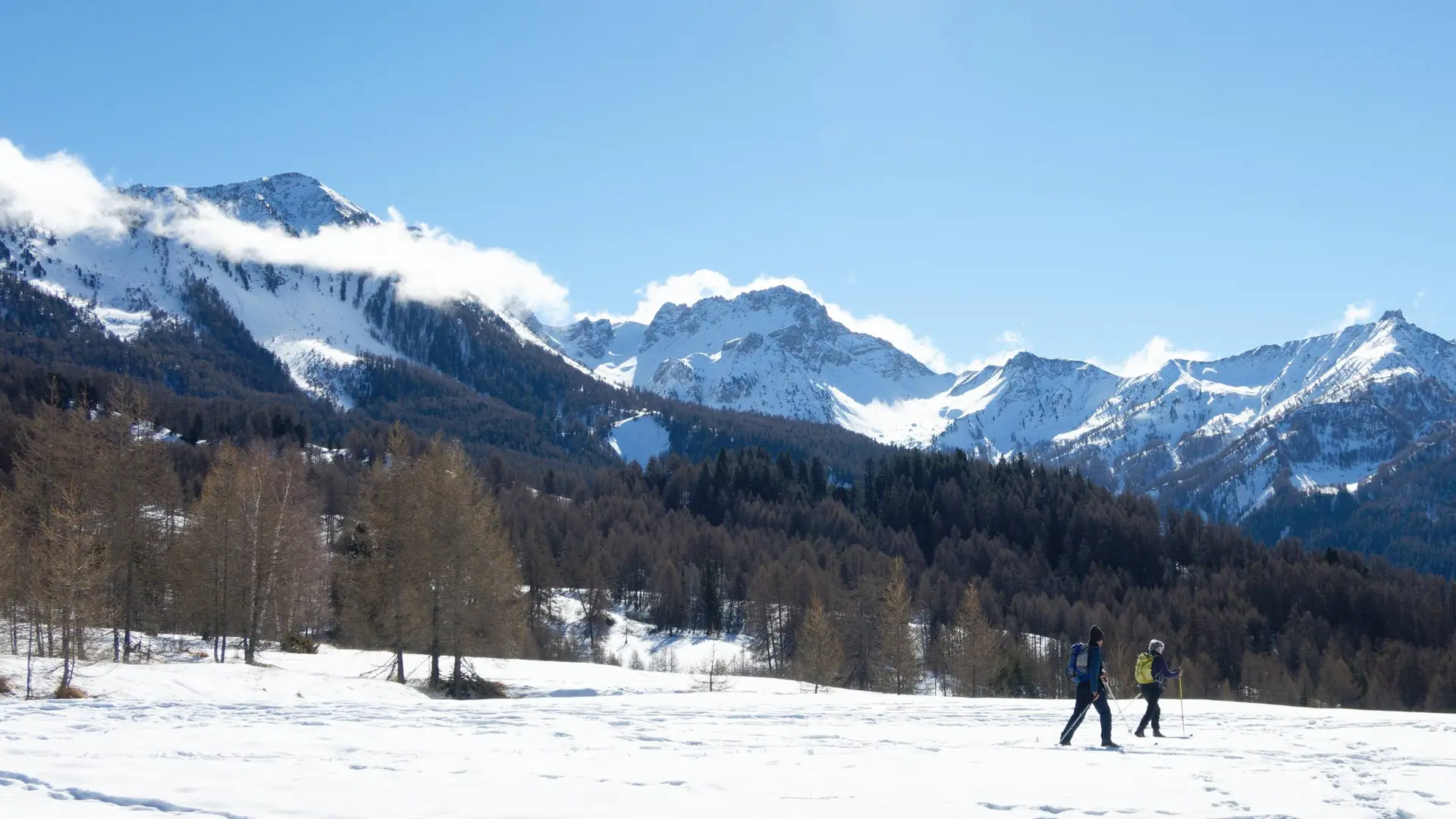 Randonneur sur le plateau de la Draye