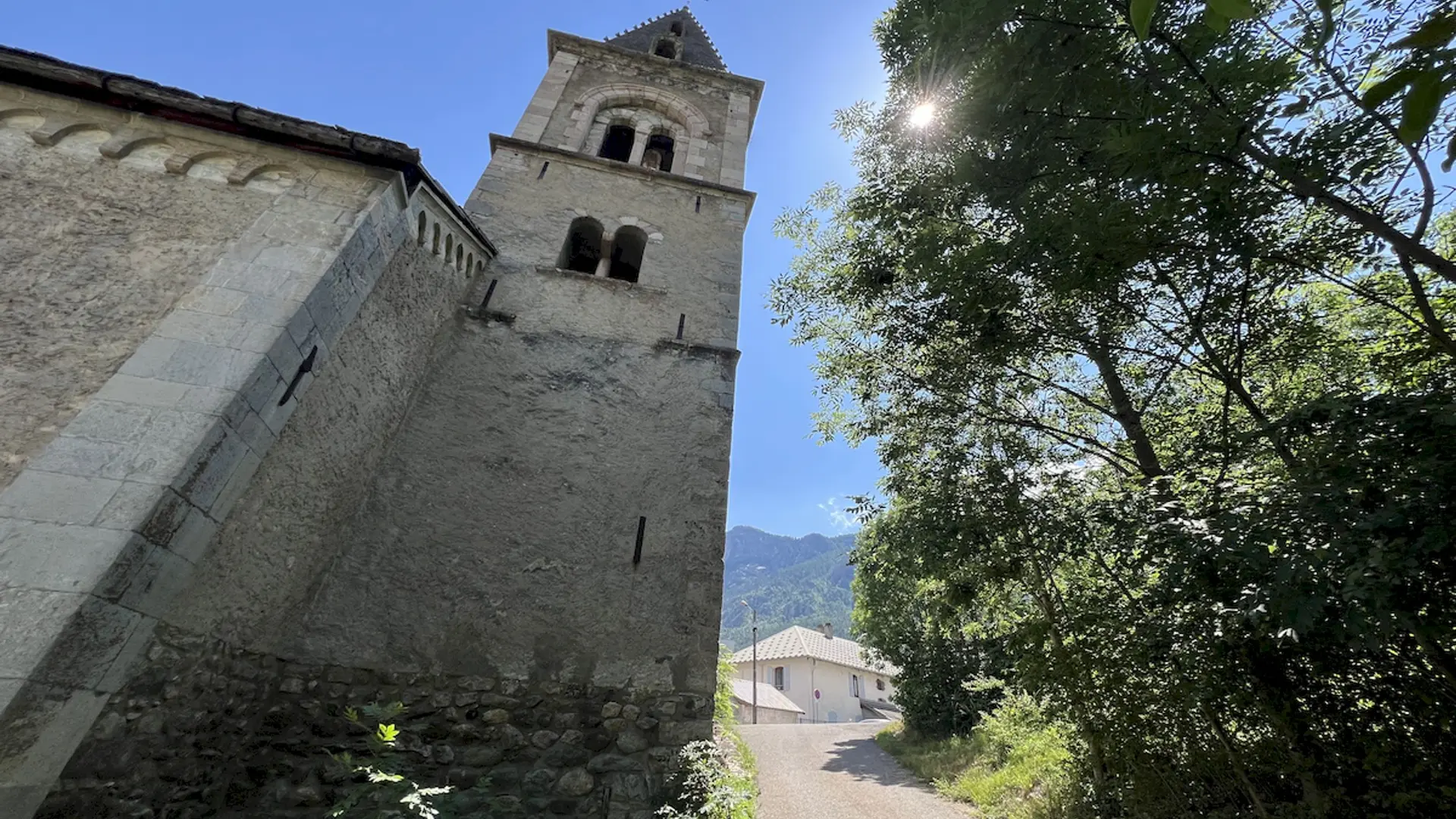Église Saint Apollinaire