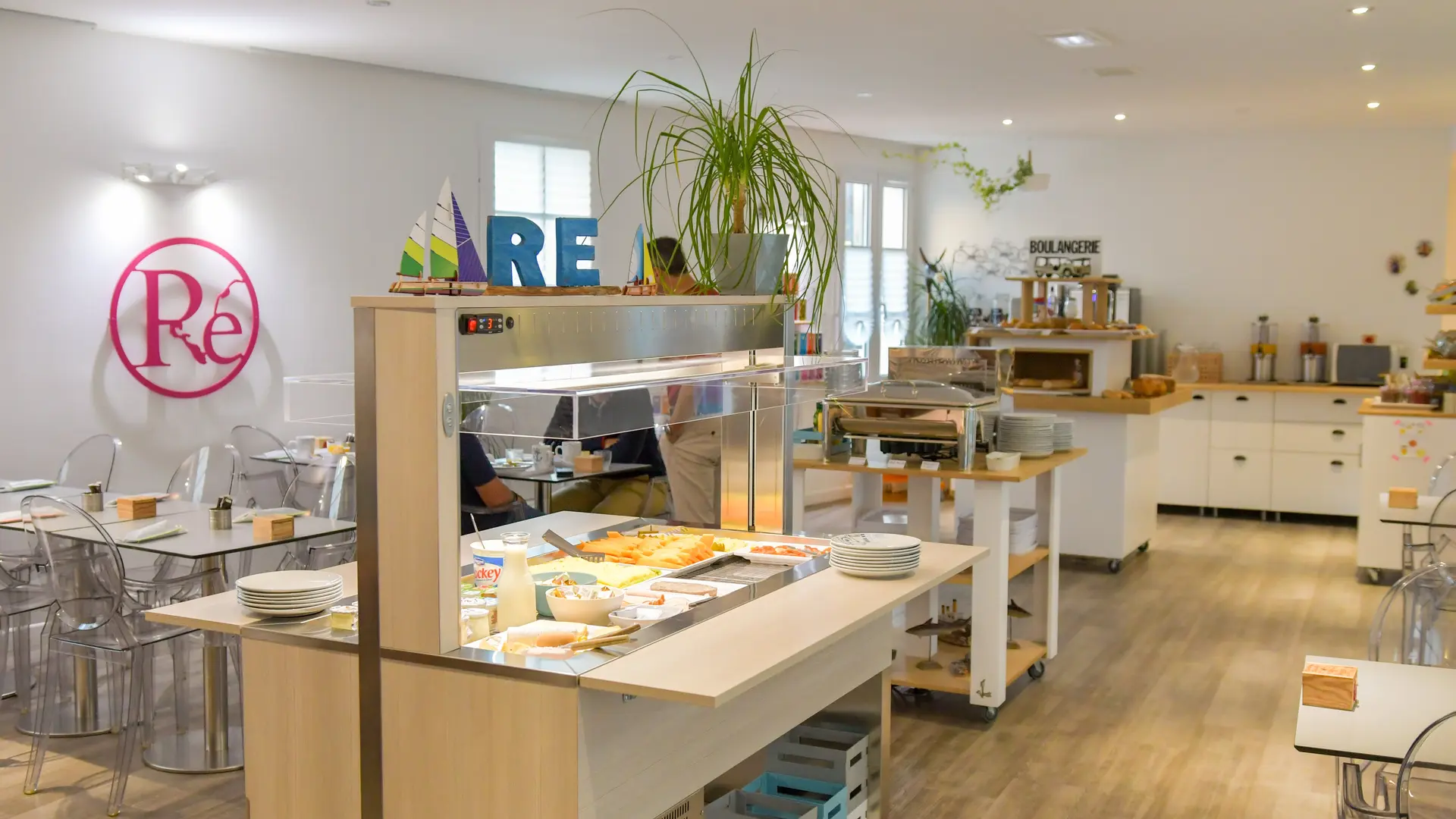 La salle petit déjeuner