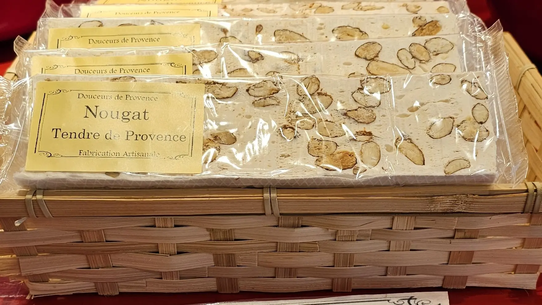 Douceurs de Provence_L'Isle-sur-la-Sorgue nougat miel de lavande