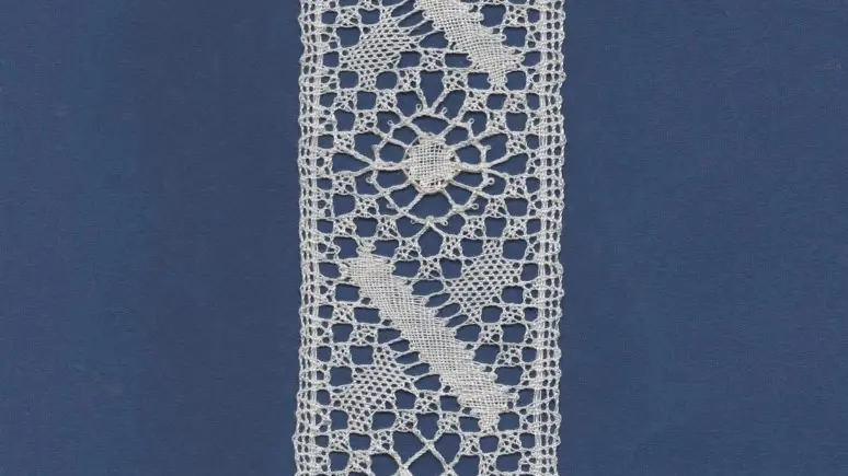 Pièce de dentelle