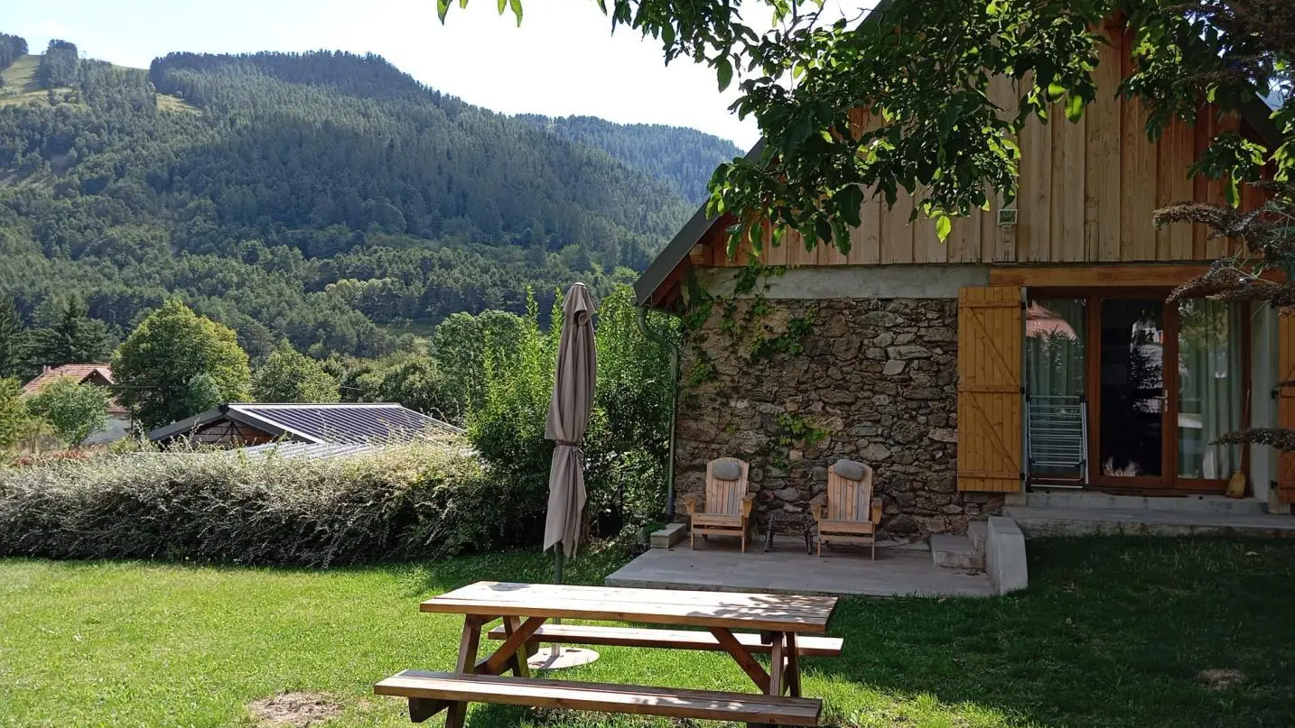 Gîte La Grange de Saint Roch-Extérieur-Valdeblore-Gîtes de France des Alpes-Maritimes