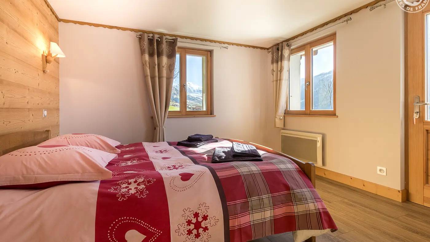 CHAMBRE 1 (Lit 160x200)