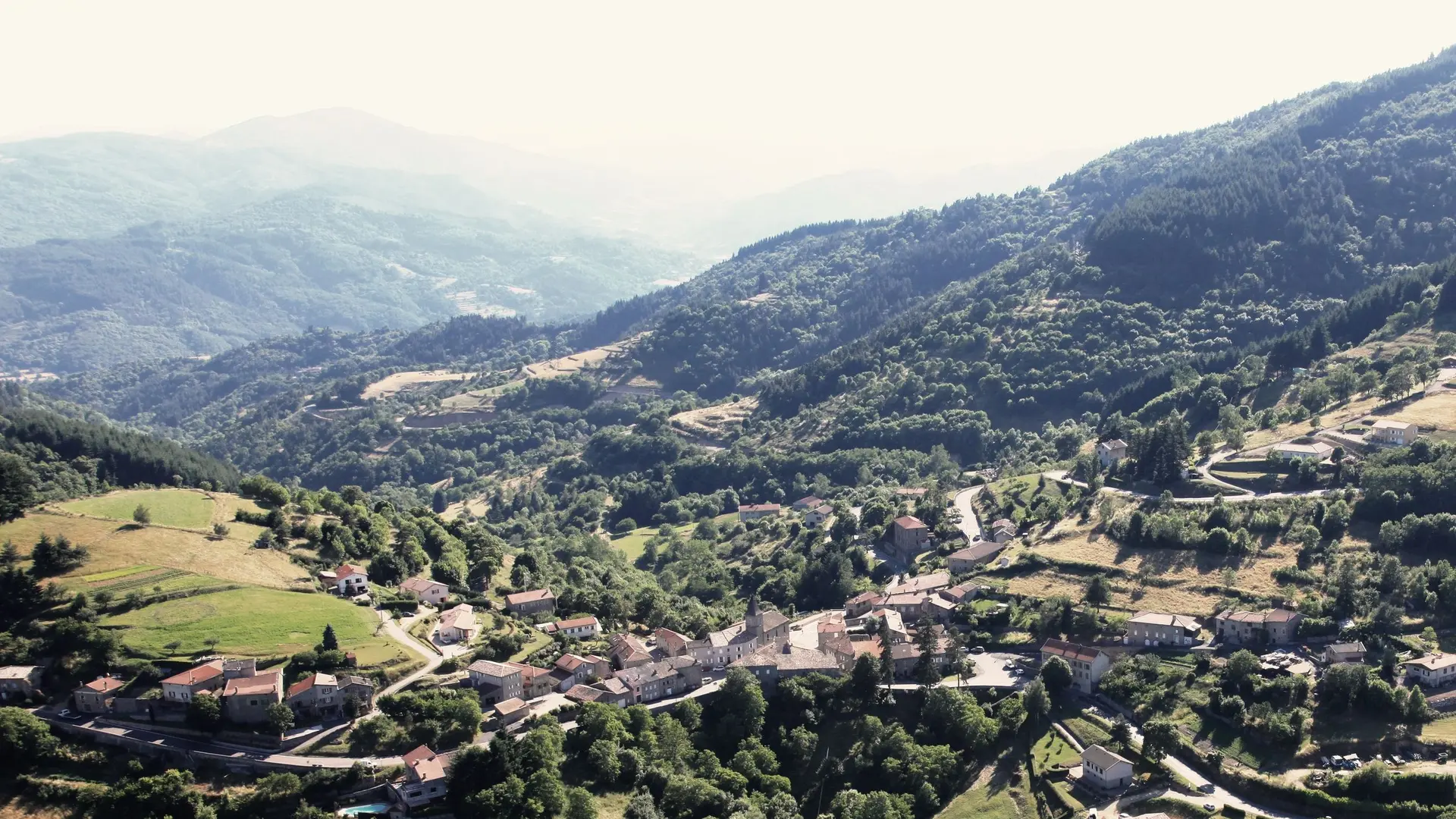 vue aérienne des Nonières