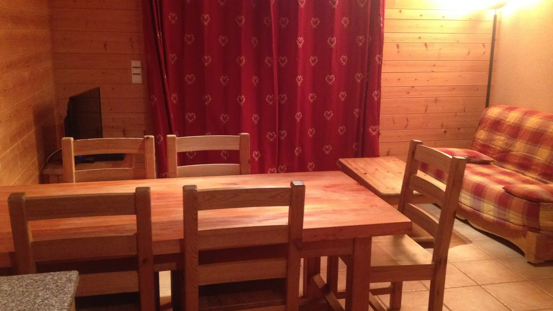 salon appartement le nant-large