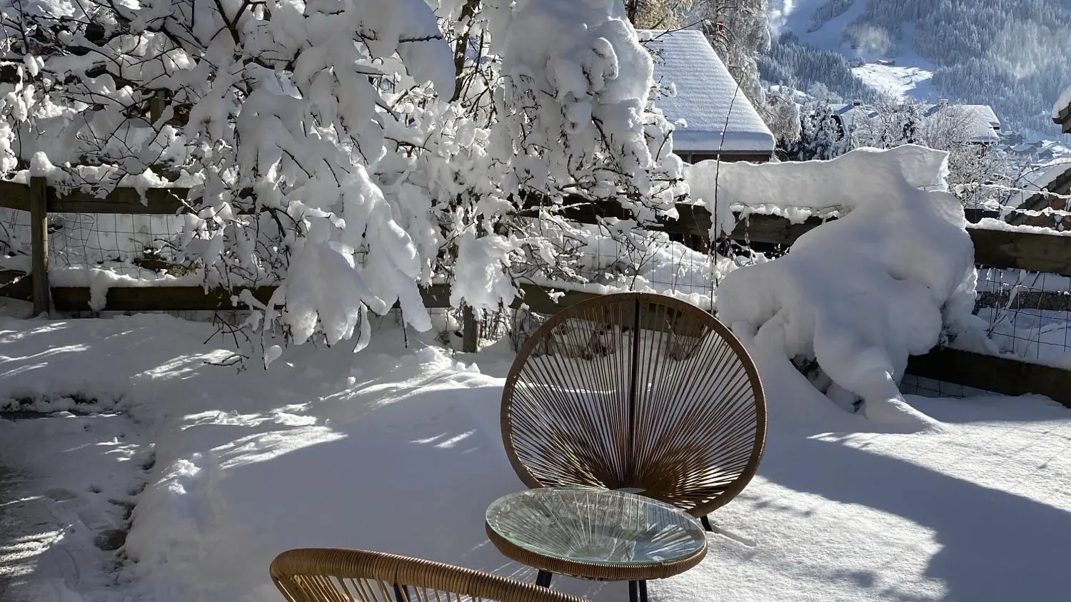 Terrasse sous la neige
