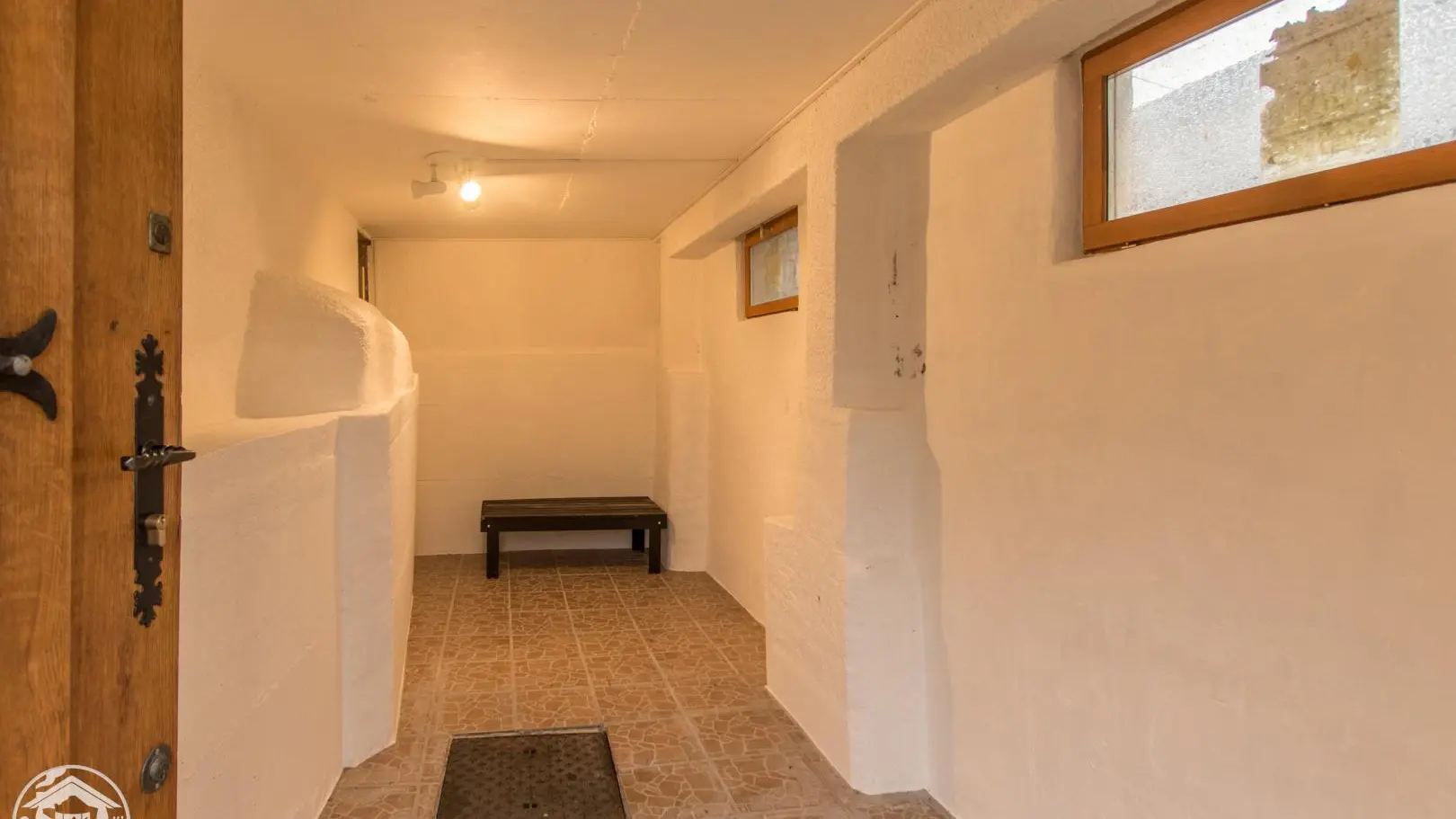 Local privatif au sous-sol du gîte