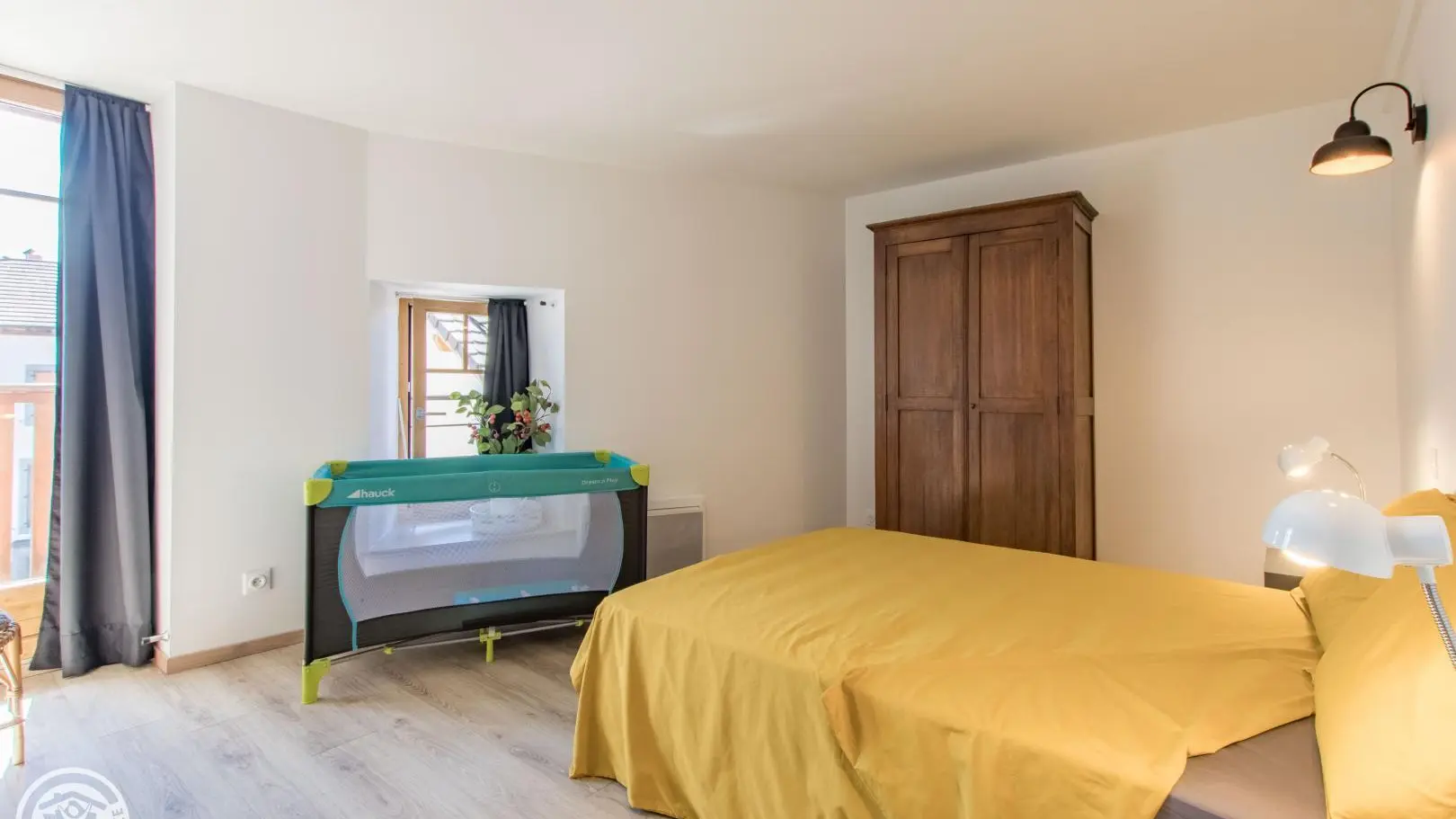 Chambre parentale à l'étage