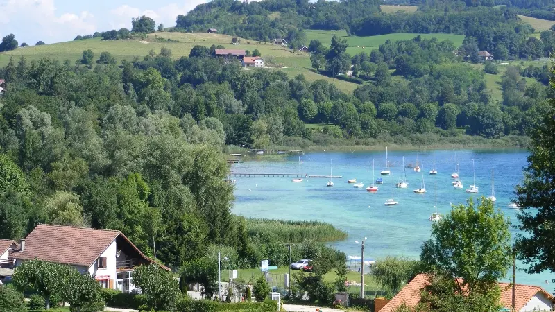 Camping Robert - Vue sur le Lac