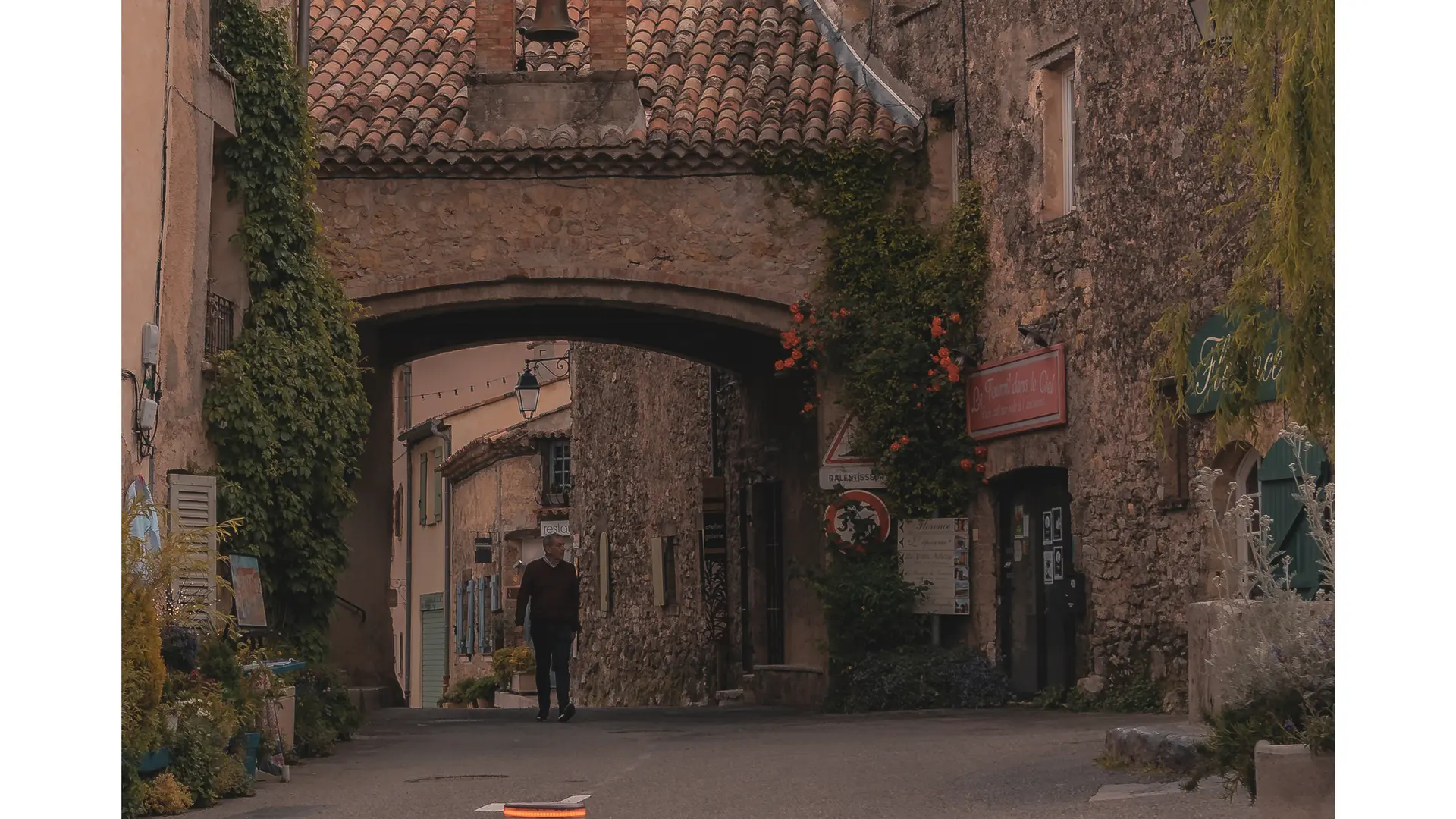 Le Portalet Tourtour