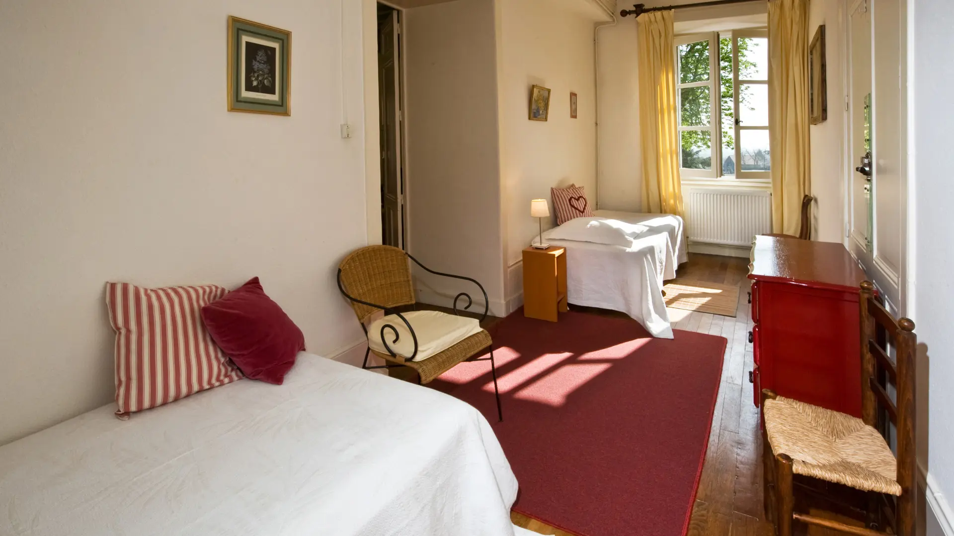 Chambre 2 lits 90