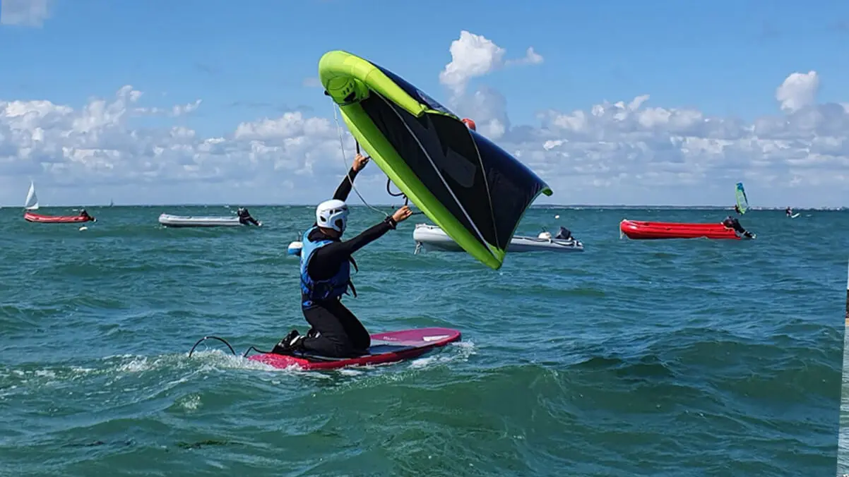 Stage de wing-foil par le Club Nautique des Portes-en-Ré