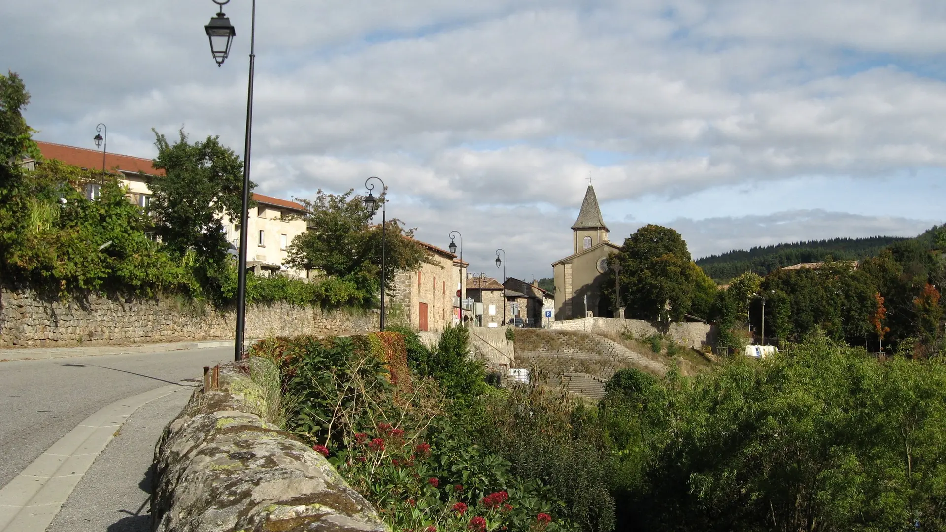 village des Nonières