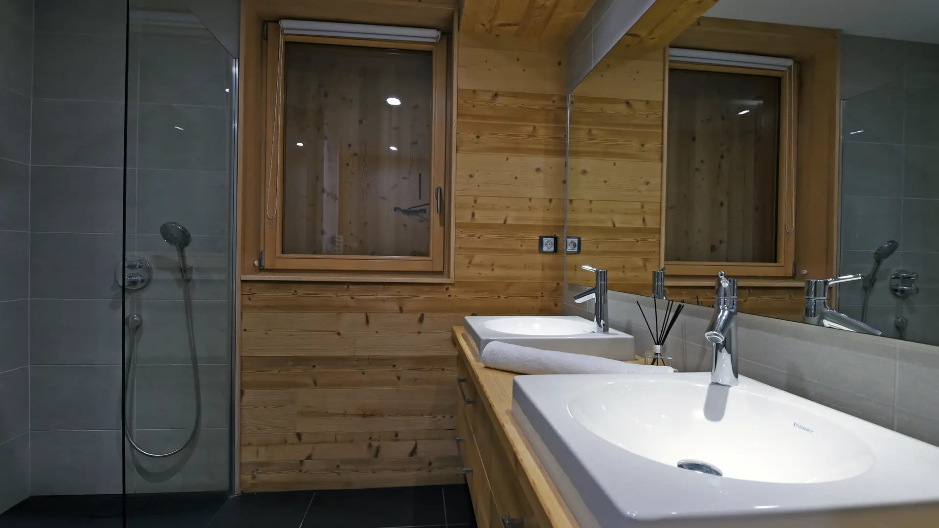 Salle de bain de la suite parentale