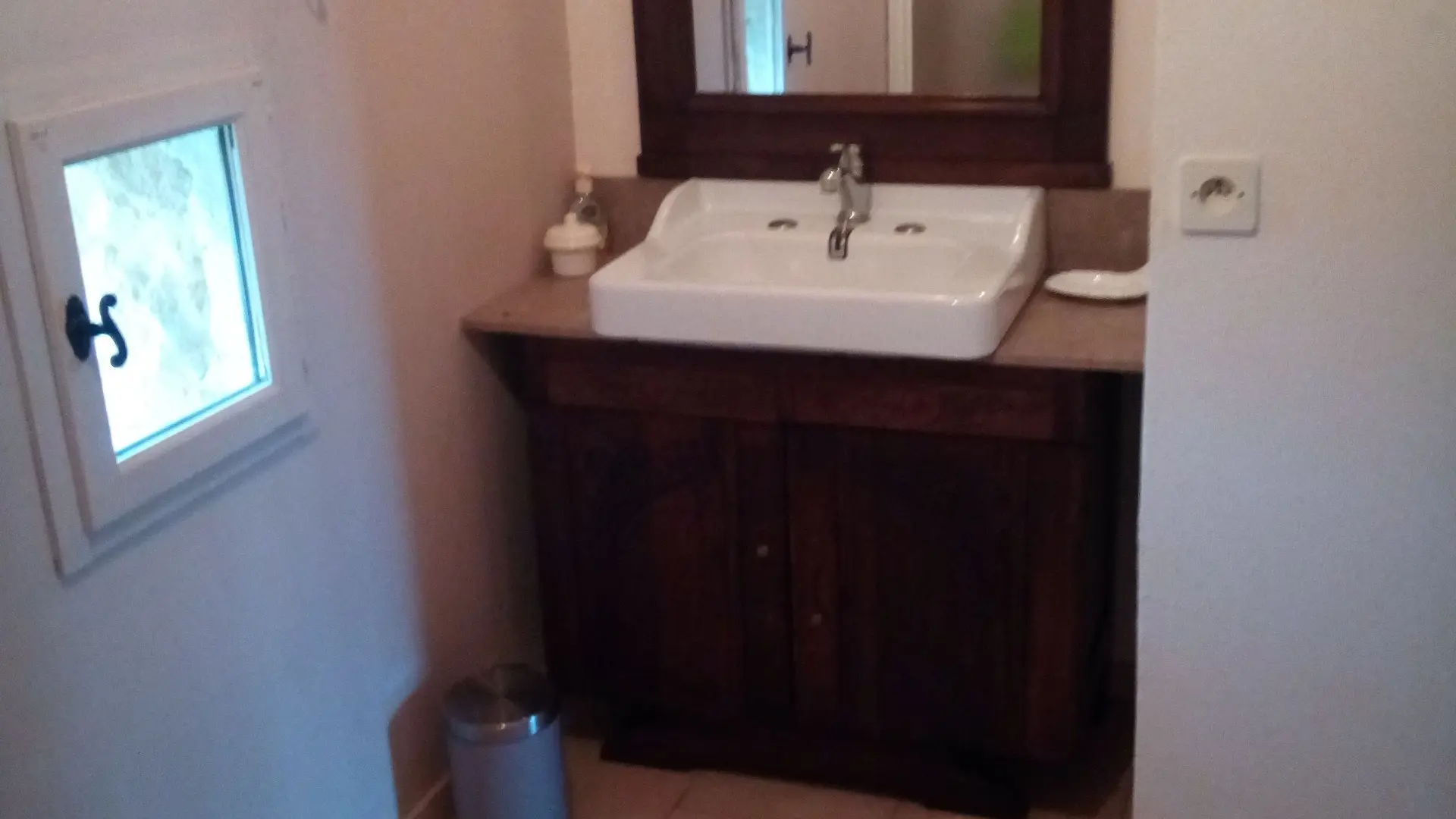 Salle d'eau privative  ch 2