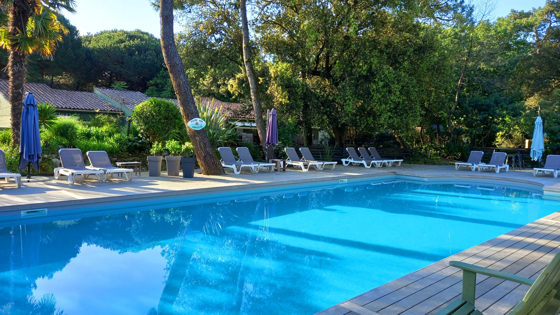 Outdoor swimming pool