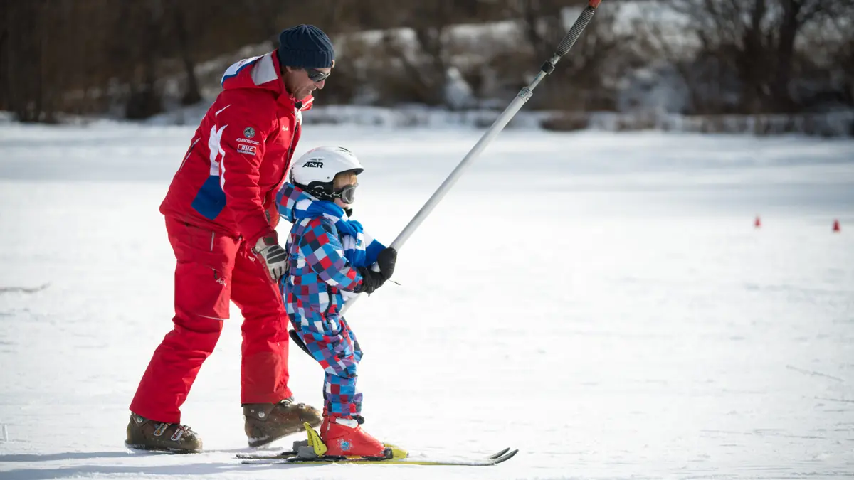 Cours de ski alpin avec l'ESF d'Ancelle, vallée du Champsaur