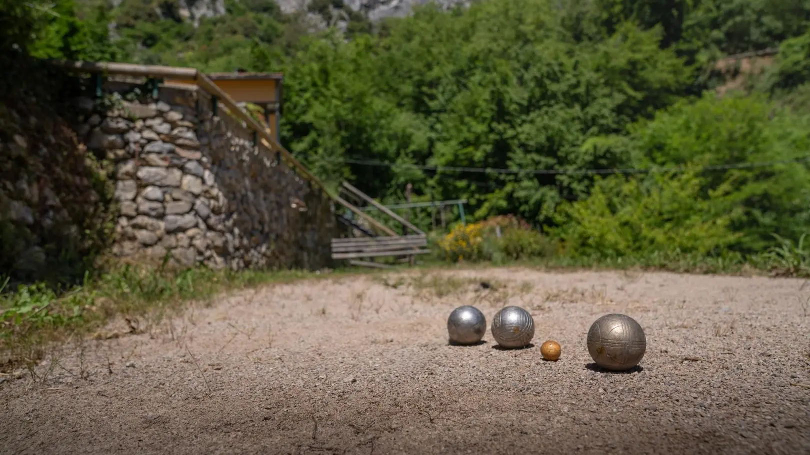 Les Lavandes de la Pinea-Coin-pétanque-Breil-sur-Roya-Gîtes de France des Alpes-Maritimes