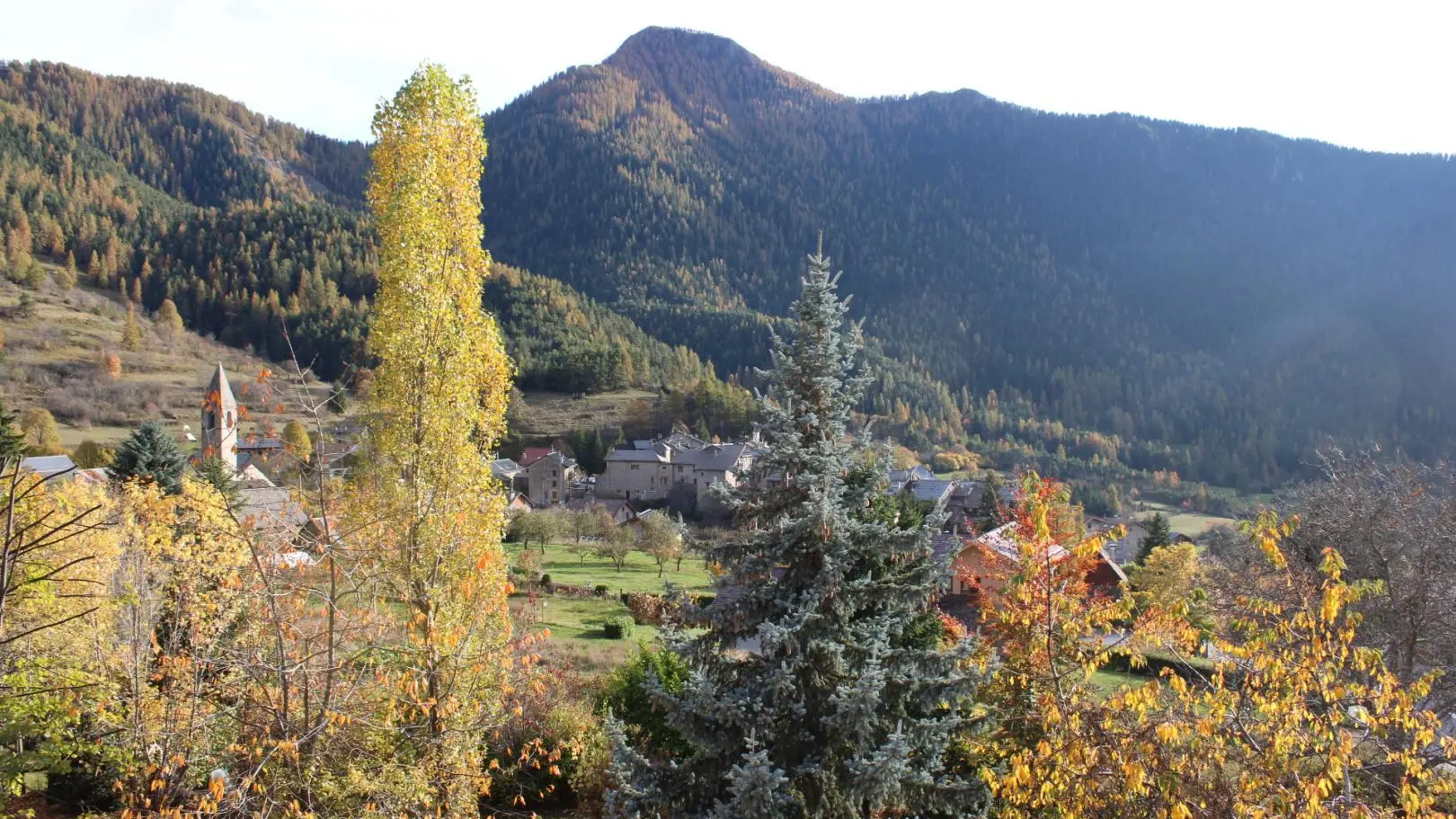 Gîte Les Mianes n°1-Vue depuis le Gîte-Valdeblore-Gîtes de France des Alpes-Maritimes