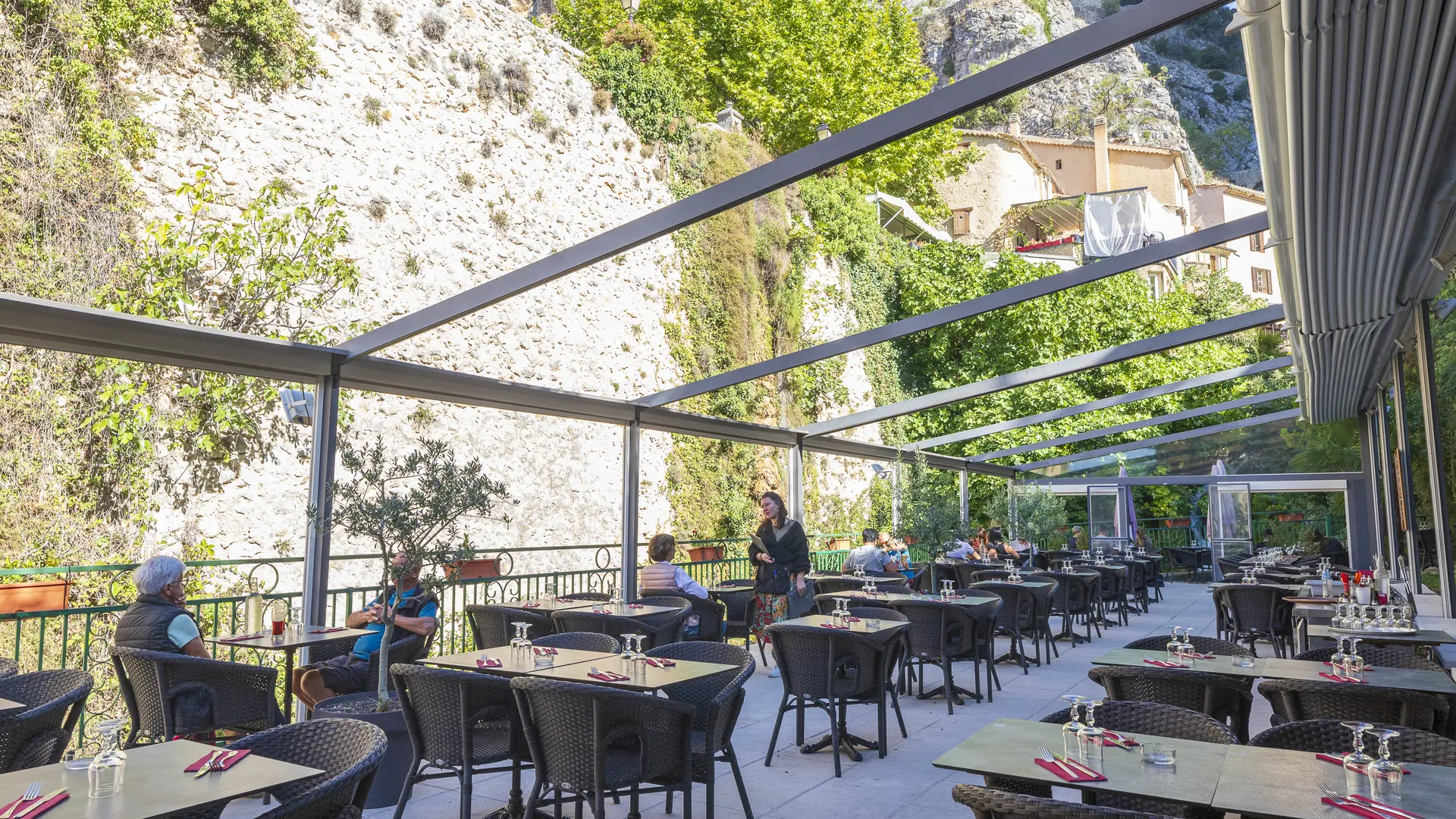La Cascade Restaurant