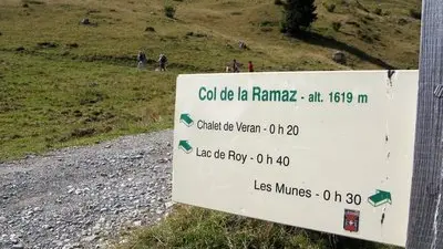 En direction du Lac de Roy