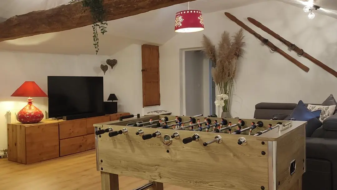 Babyfoot dans le salon Convivial