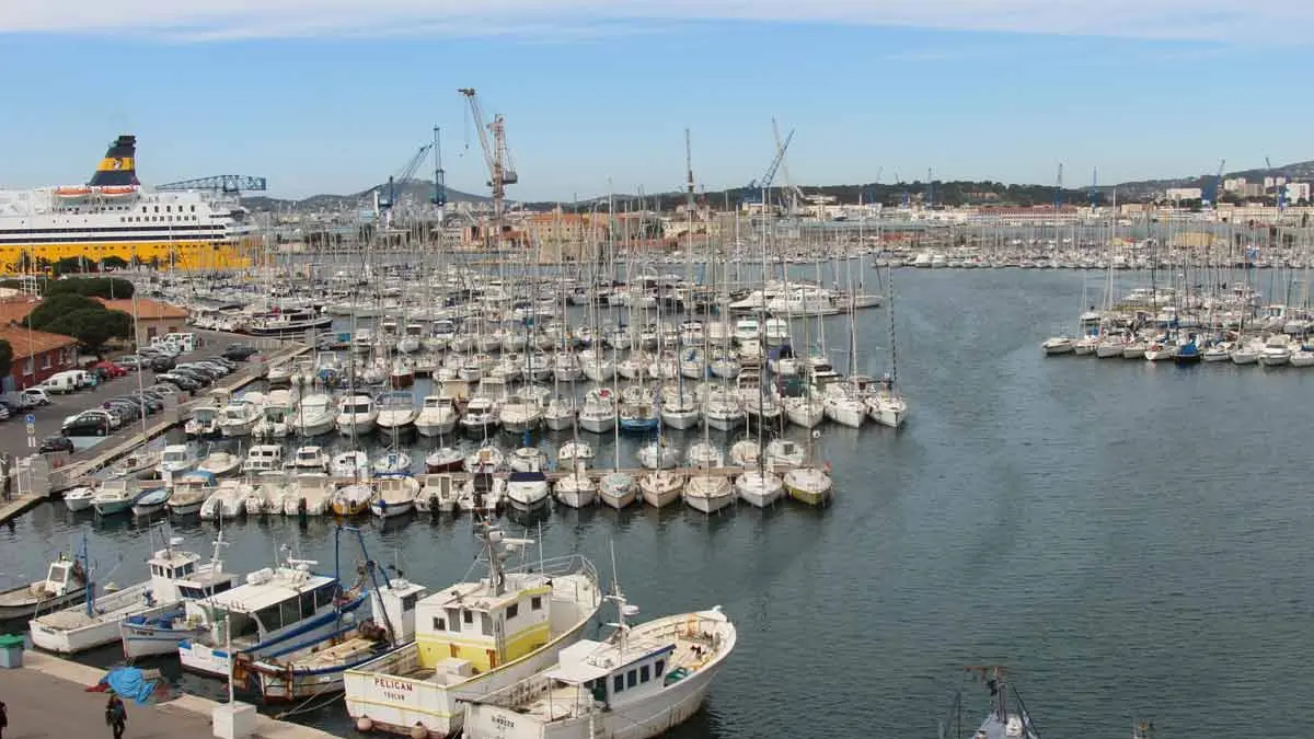 meublé Bruguier port VUE2