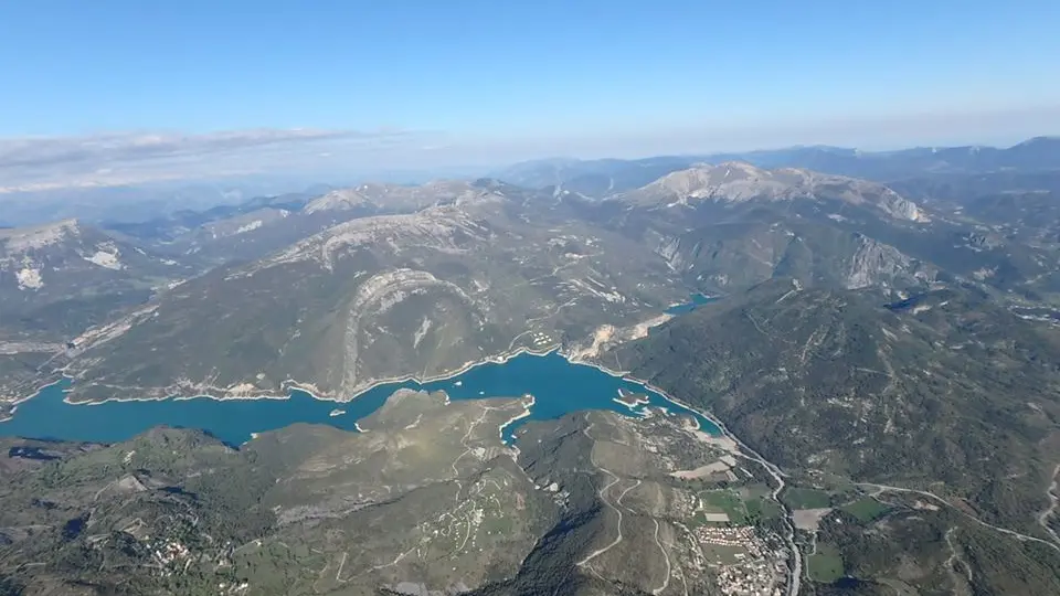 Survol du lac de Sainte-croix