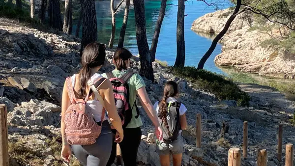 Randonnée 2 Calanques Cassis avec baignade