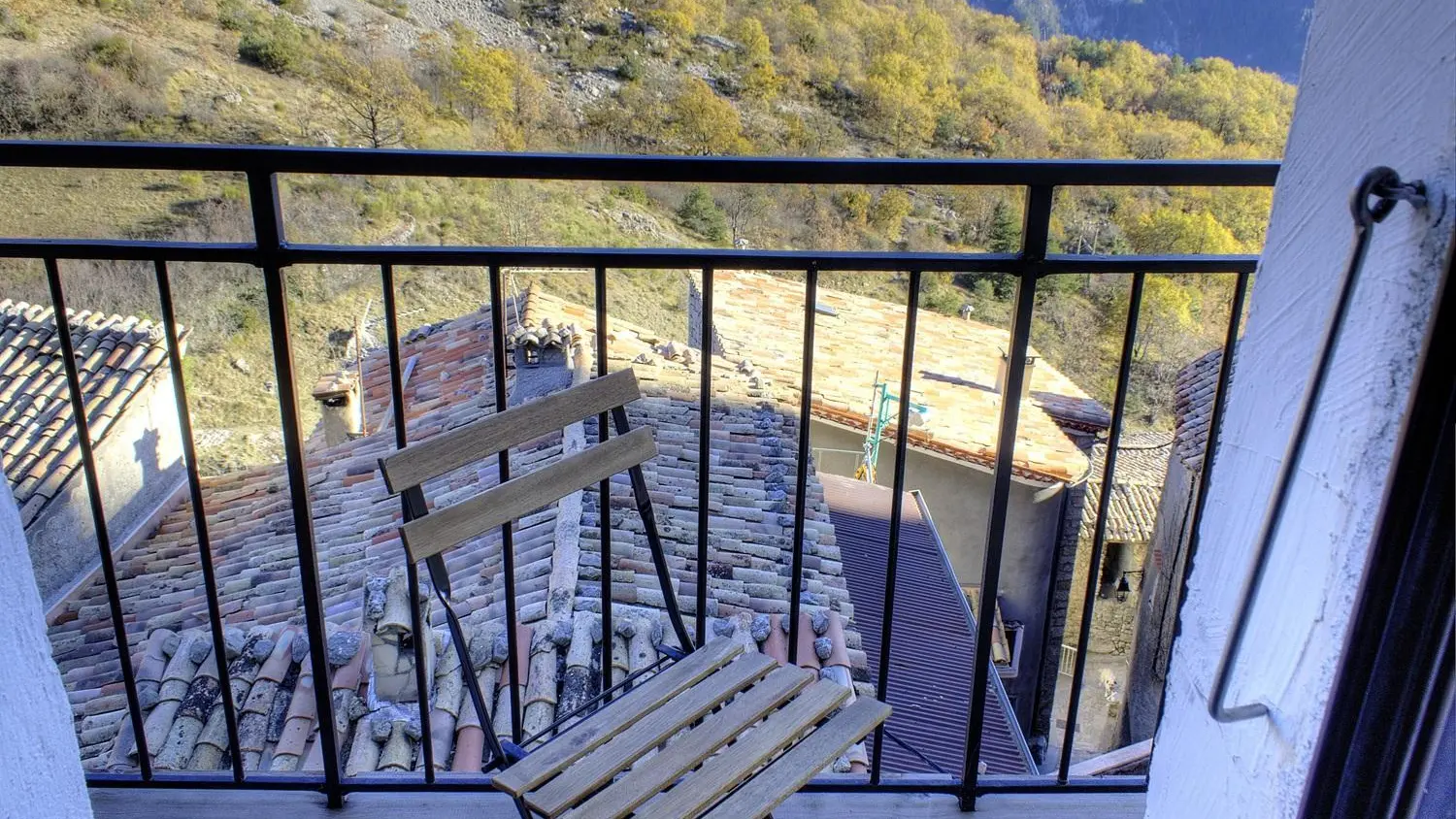 Gîte l'Auvarois 1 - AUVARE - Balconnet sur Séjour -Gîtes de France Alpes- Maritimes