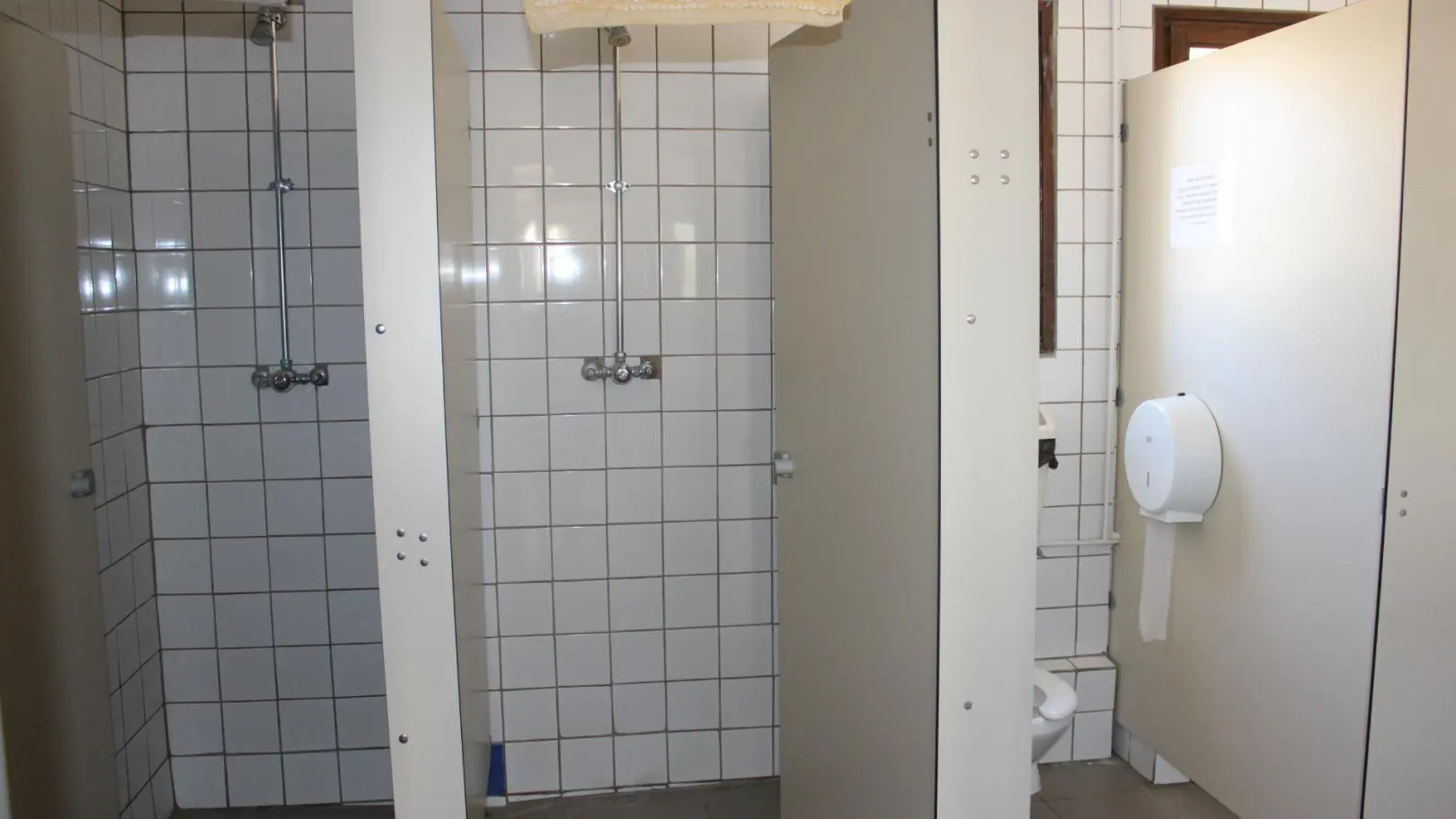 Gîte Tonic - Bloc sanitaires - Saint-Auban - Gîtes de France Alpes-Maritimes