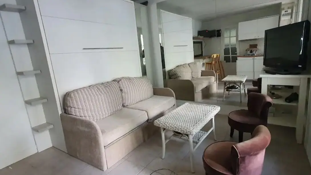 Studio situé en centre ville Saint Germain en Laye