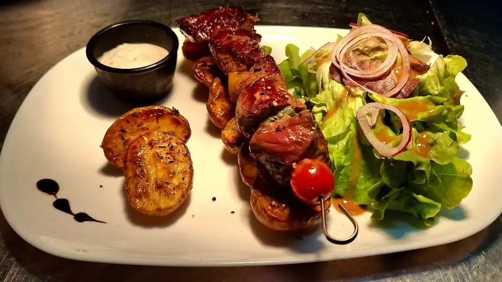 Brochette de boeuf marinée