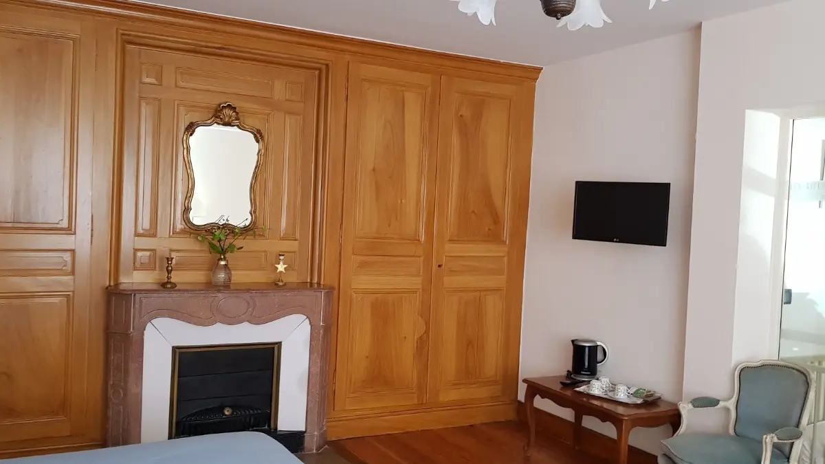 Chambre rez-de-chaussée