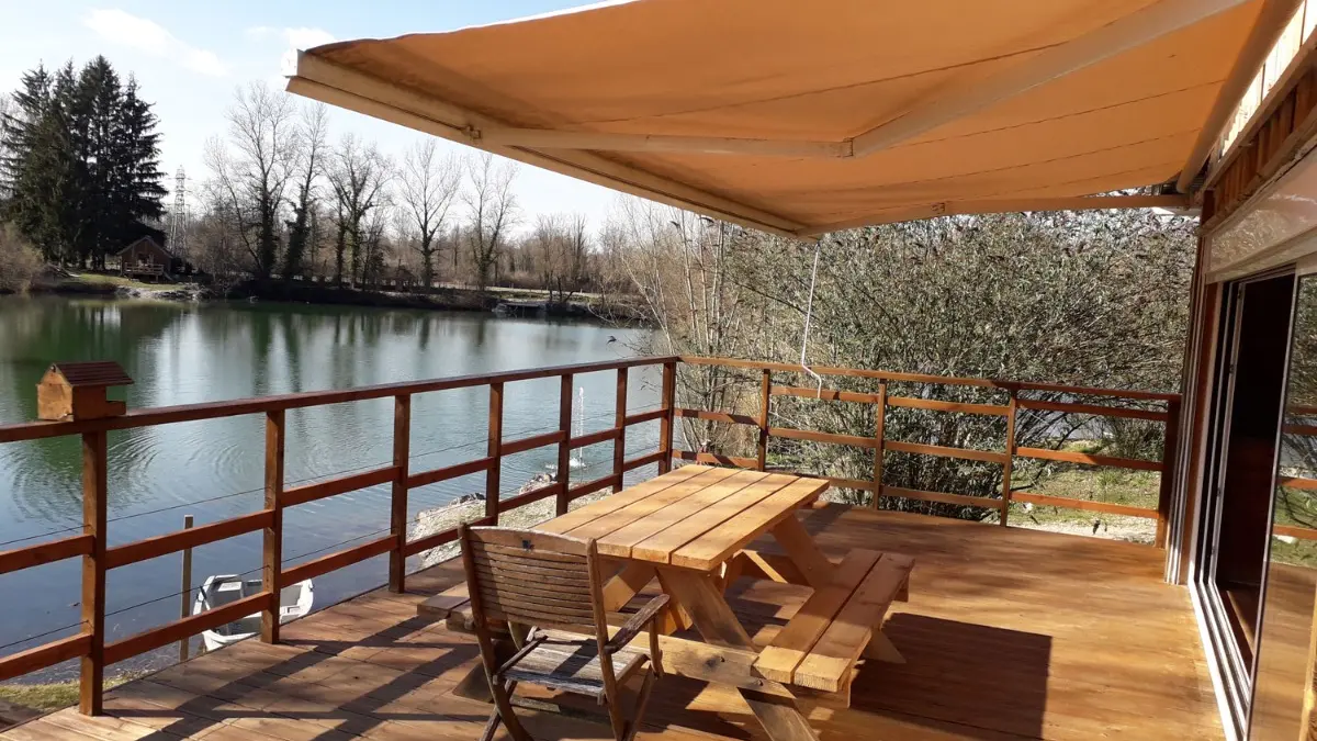 Terrasse sur pilotis