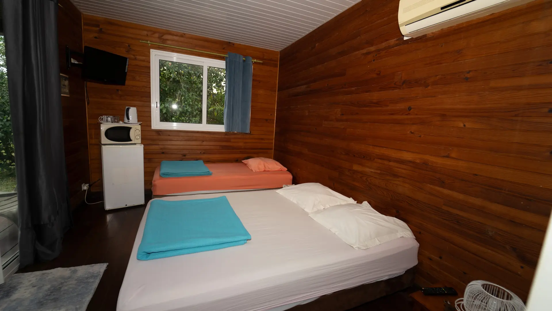 Intérieur d'un bungalow Gîte le Lagon