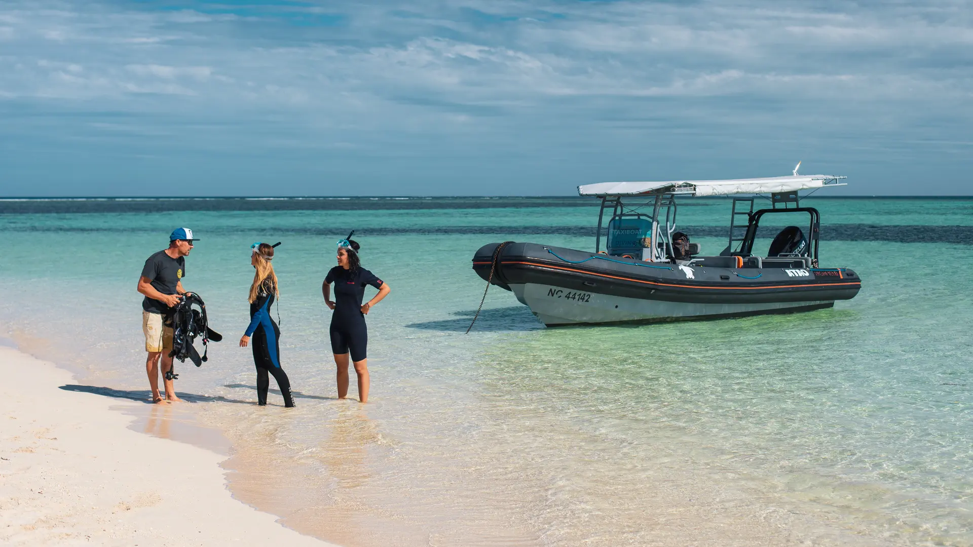 Atao Taxi Boat