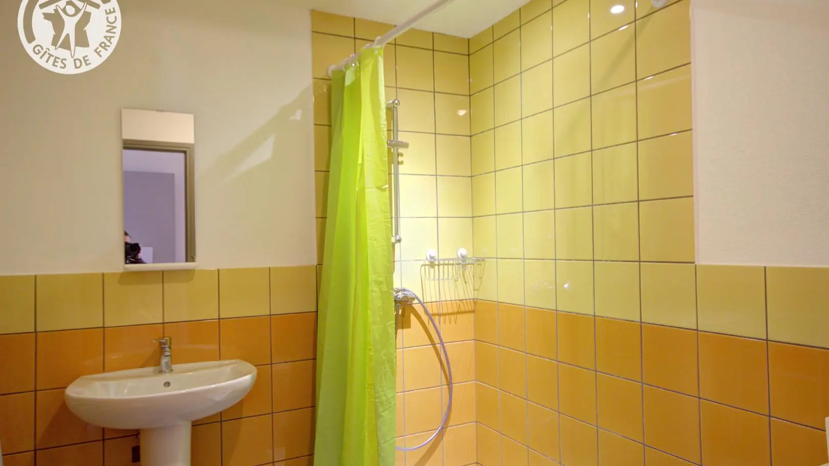 Sanitaire privatif de la Chambre Rouge
