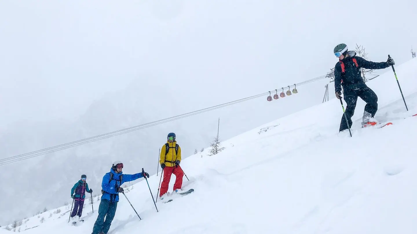 Découverte des Vallons de la Meije en ski hors piste avec l'Hôtel Le Faranchin