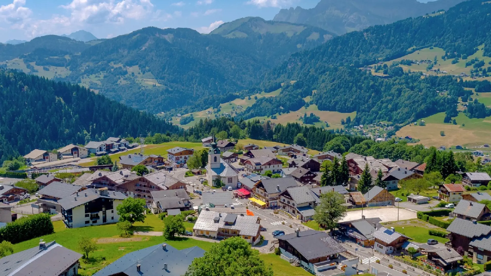 Notre Dame de Bellecombe village