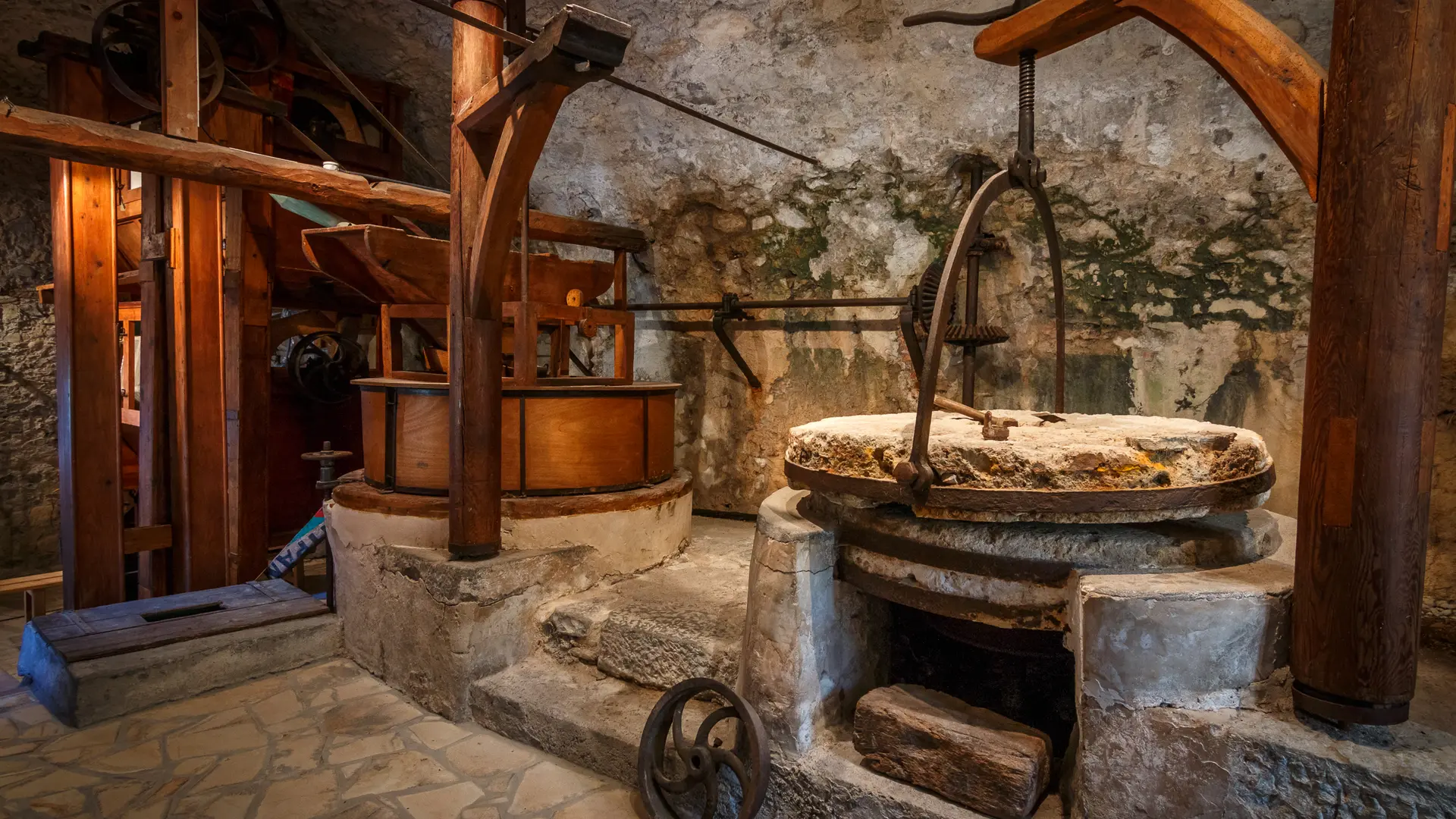 Sentier les moulins d'Entrevaux